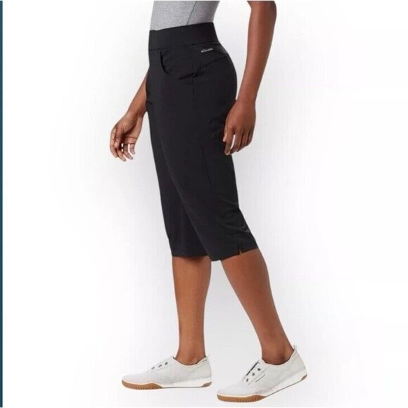 Columbia Women’s Active Fit Omni-Shield Pull-On Capri Pants Black Small NWT - Picture 3 of 11